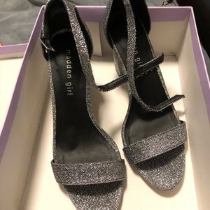 Steve Madden silver shoes